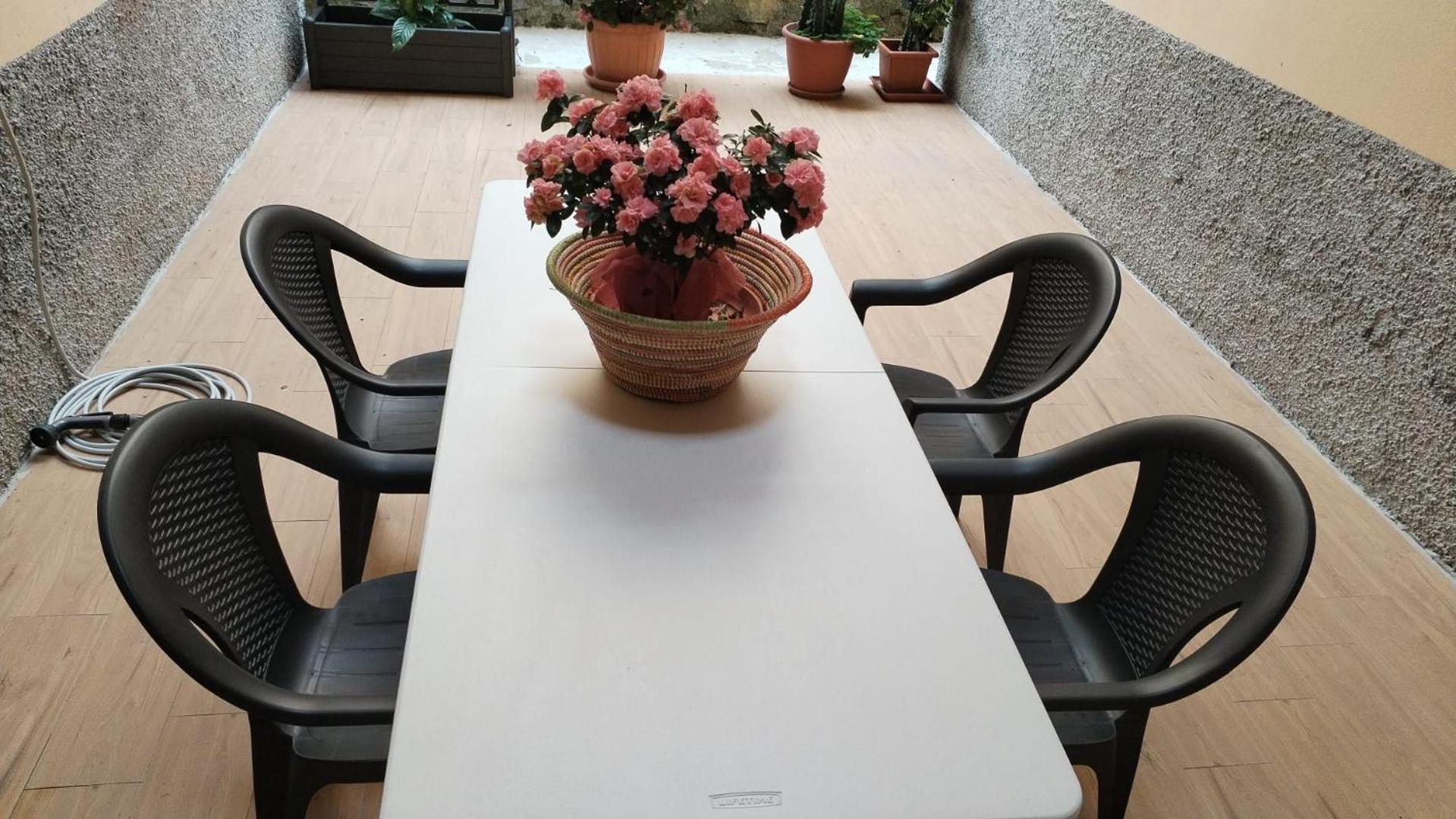 Thelozzashome Appartement